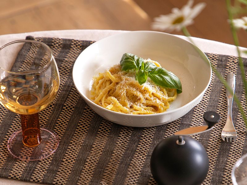 Pastaa maissilla ja pecorinolla – sesongin paras pasta valmistetaan tuoreesta maissista