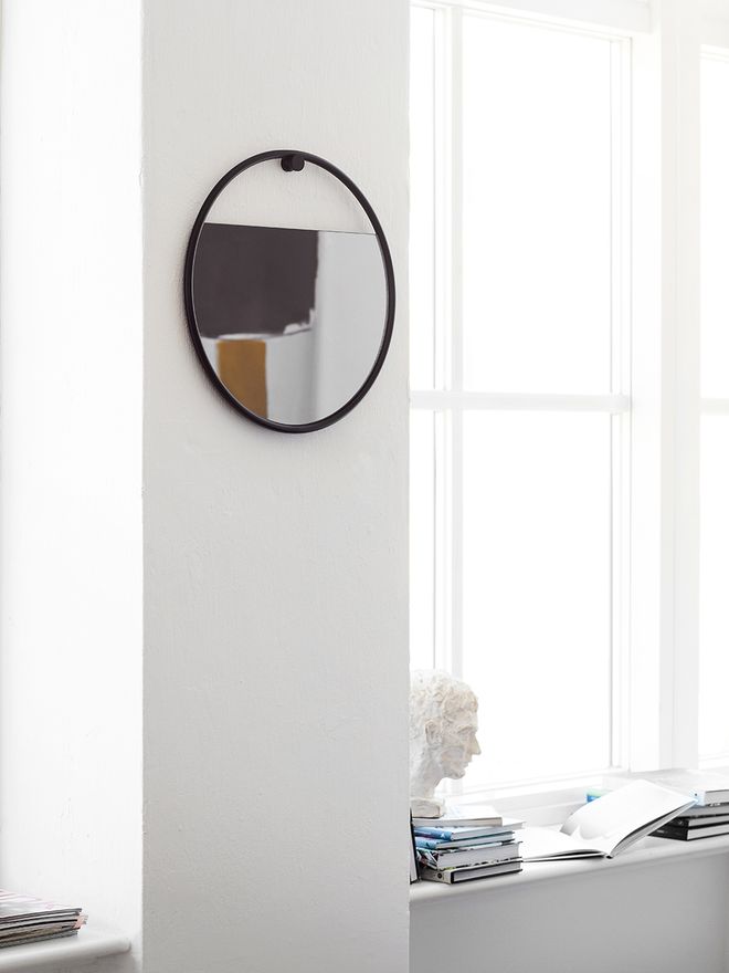 Peek mirror by Northern