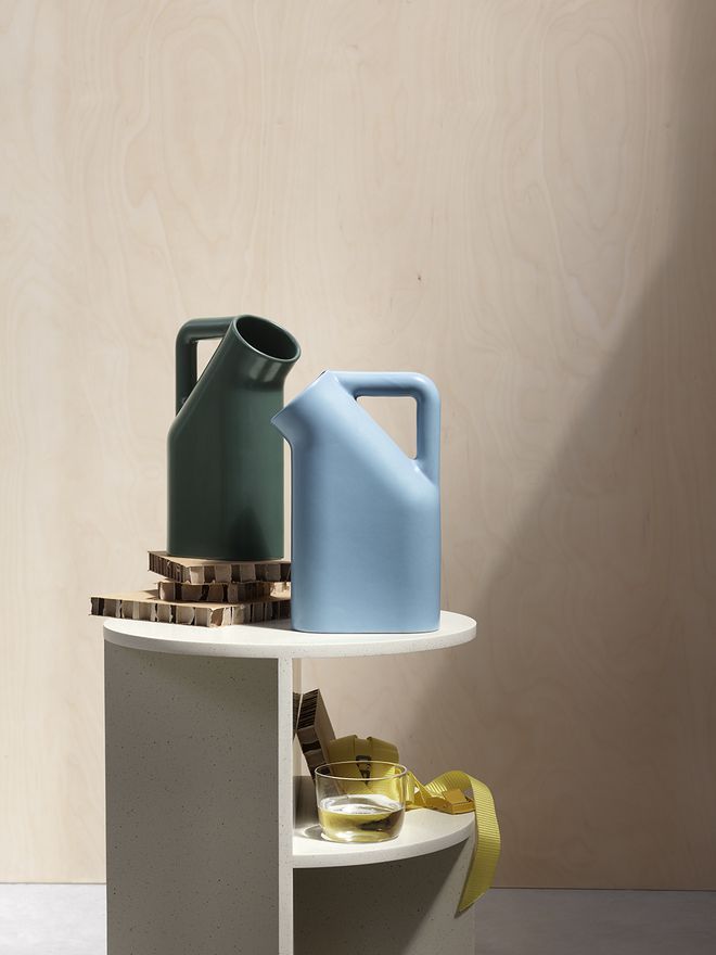 Muuto Tub jug