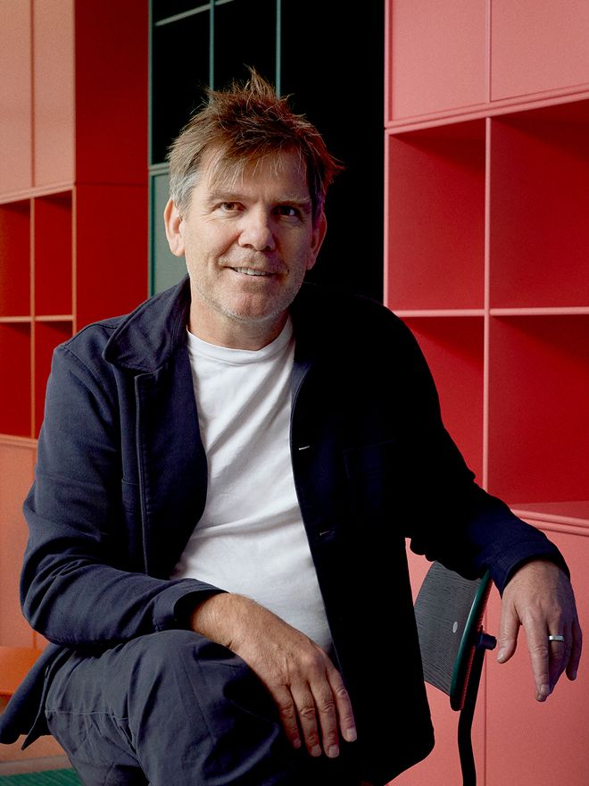 Danish company Montana Furniture believes in the power of colors and versatile product design