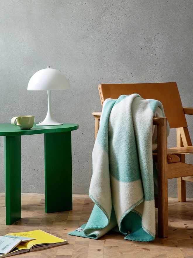Røros Tweed Moon throw, 135 x 200 cm, tranquille green