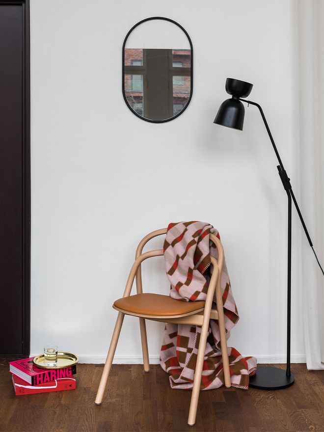 Hem Vienna throw