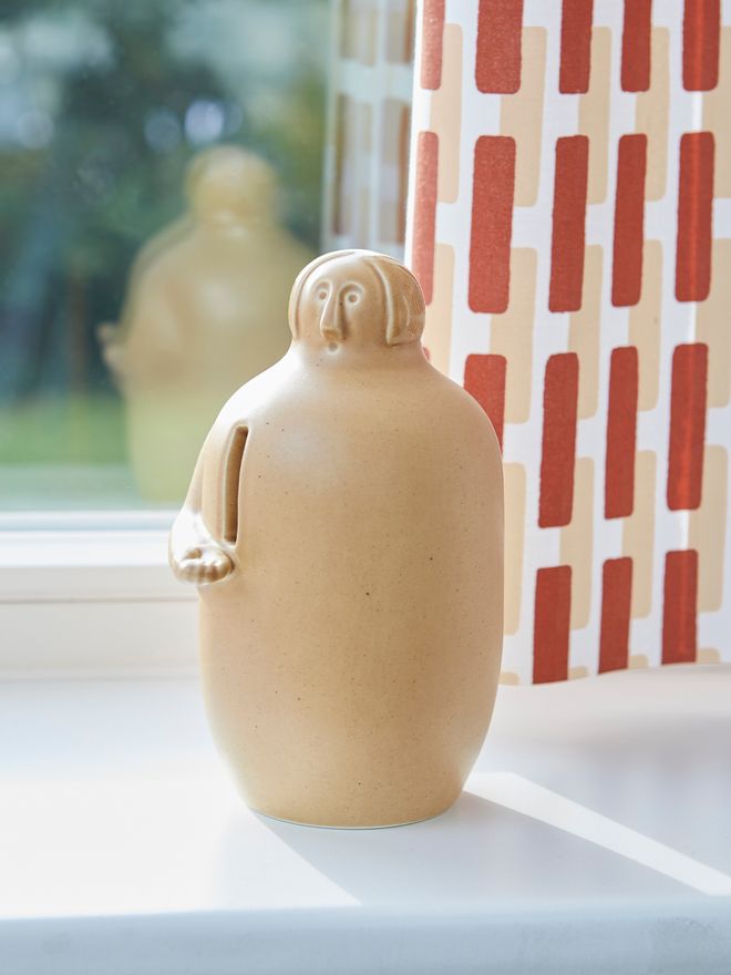 Artek Pauper Coin Collector