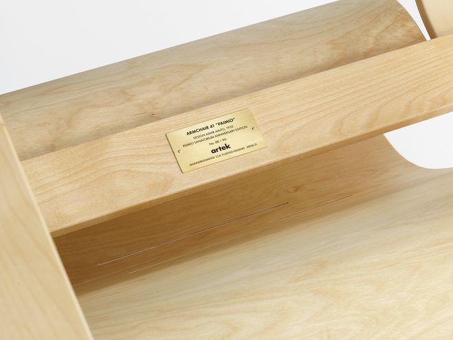 Artek Aalto Armchair 41 "Paimio", anniversary edition, detail