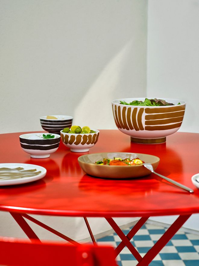 Marimekko Oiva Hyräily tableware 
