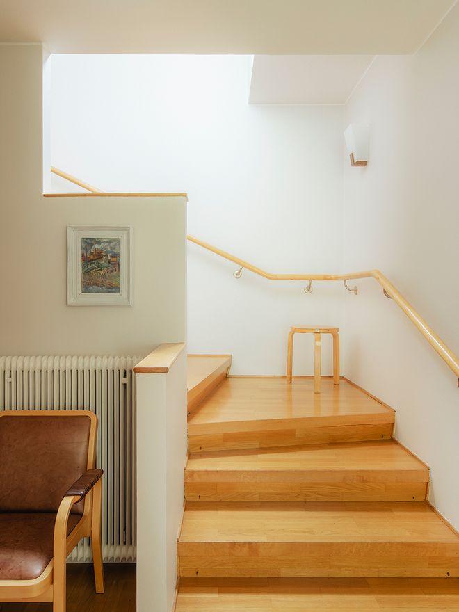 The original stairwell of a Rantala row house apartment in Sunila