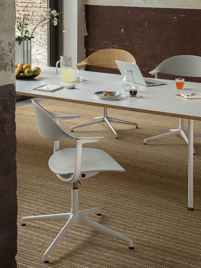 What’s new: Vitra’s Mynt chair