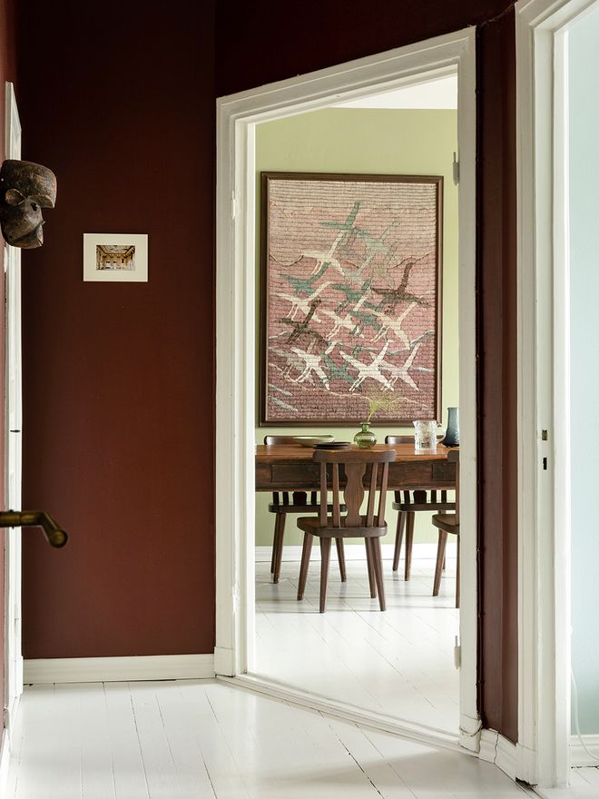 Cover Story Interior paint 025 OSCAR - deep burgundy