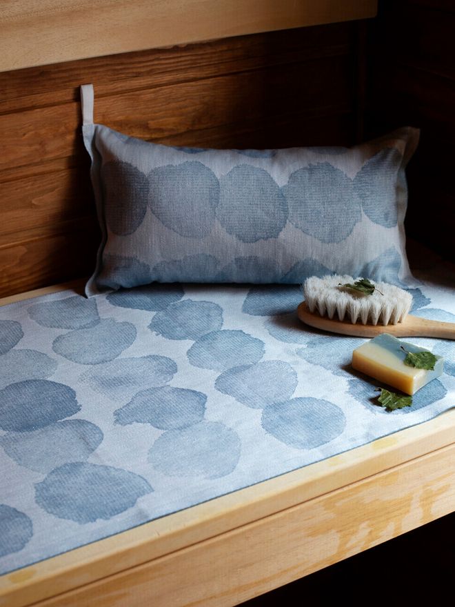 Lapuan Kankurit  Sade sauna cover, 46 x 150 cm, white - rainy blue