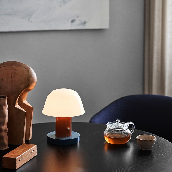&Tradition Setago table lamp