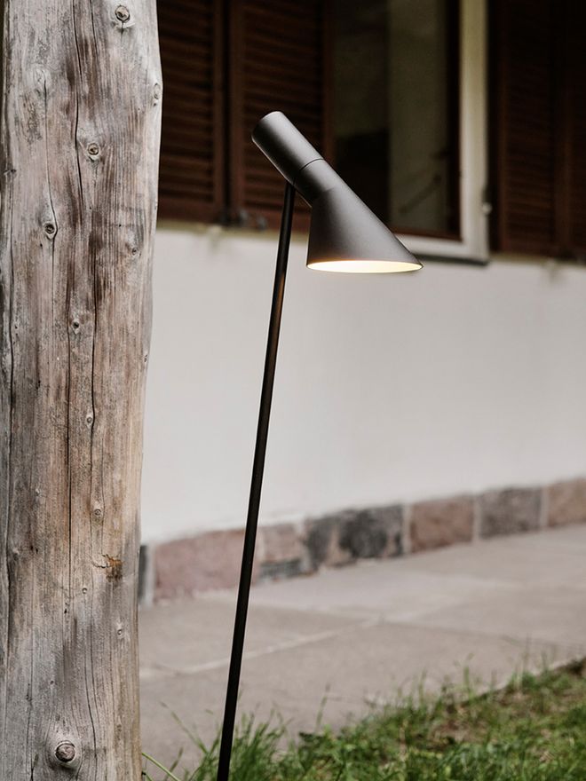 Louis Poulsen AJ Garden bollard lamp