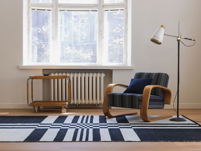 Johanna Gullichsen Gaia rug 160 x 240 cm, black