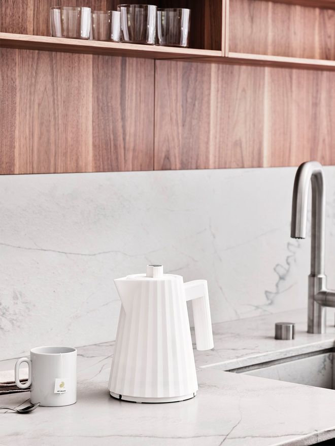 Alessi Plissé kettle