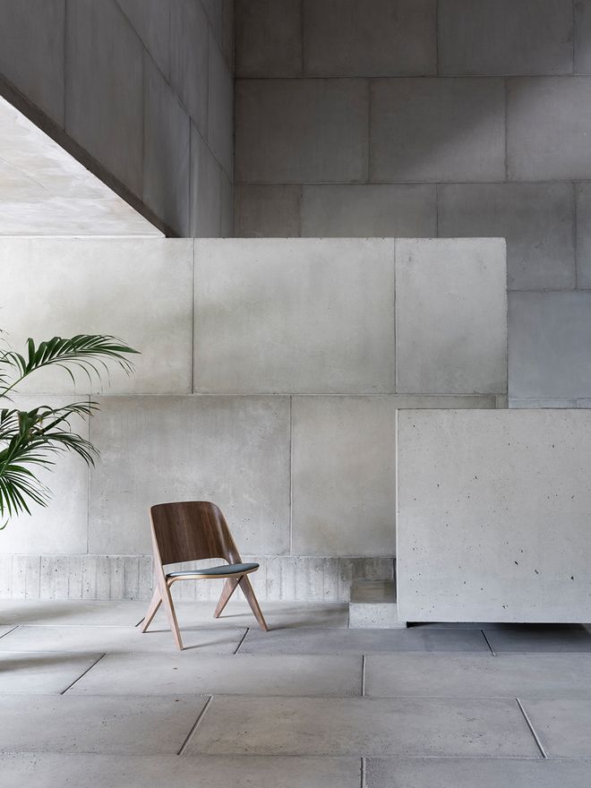 Lavitta chair by Poiat