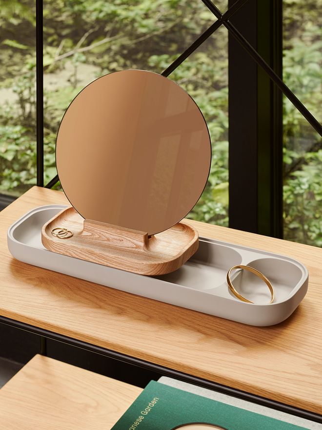 Fritz Hansen KN Slide mirror