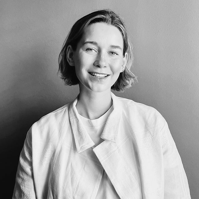 A portrait of Anna Meck