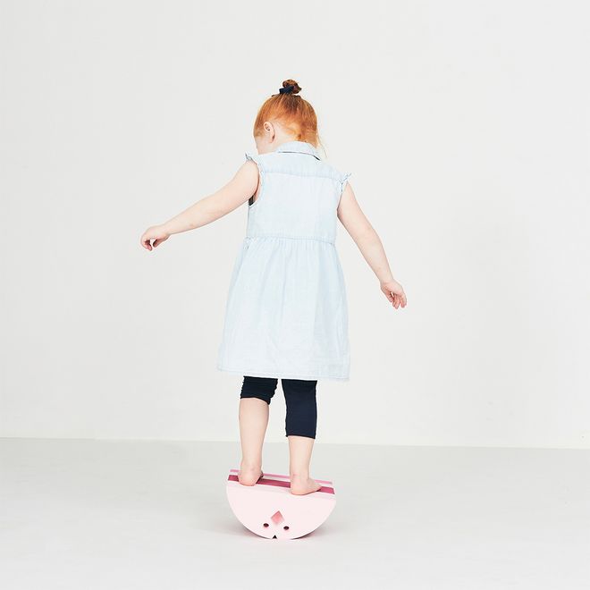 bObles Chicken toy for balancing, sitting and playing