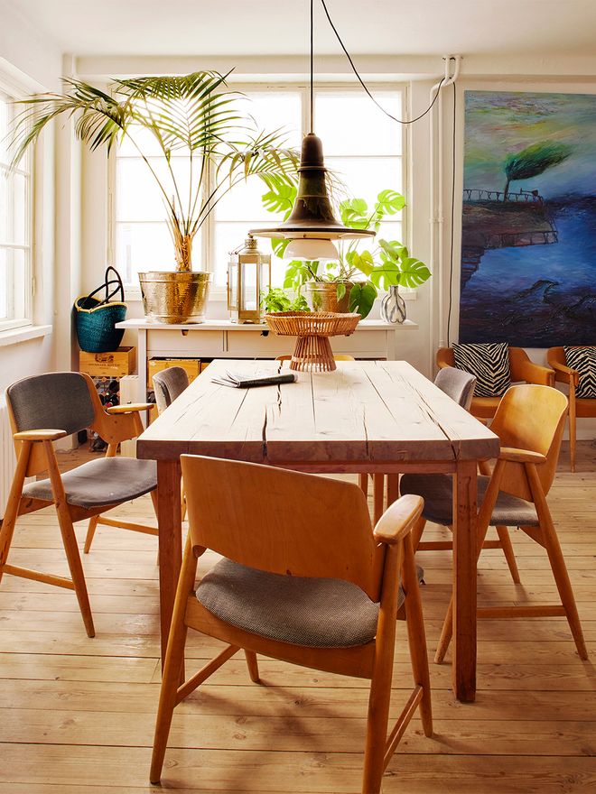 Dining space at Johanna and Daniel Bruun's home