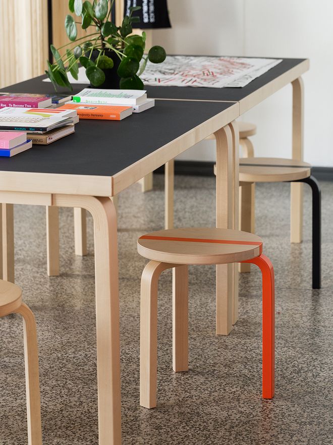 Artek Publics stool