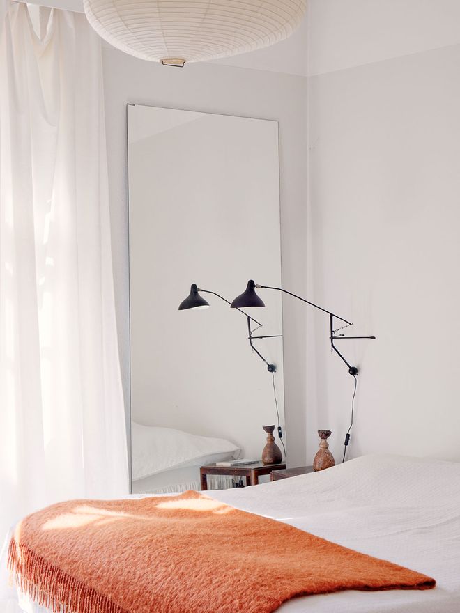 Mantis BS2 Mini wall lamp