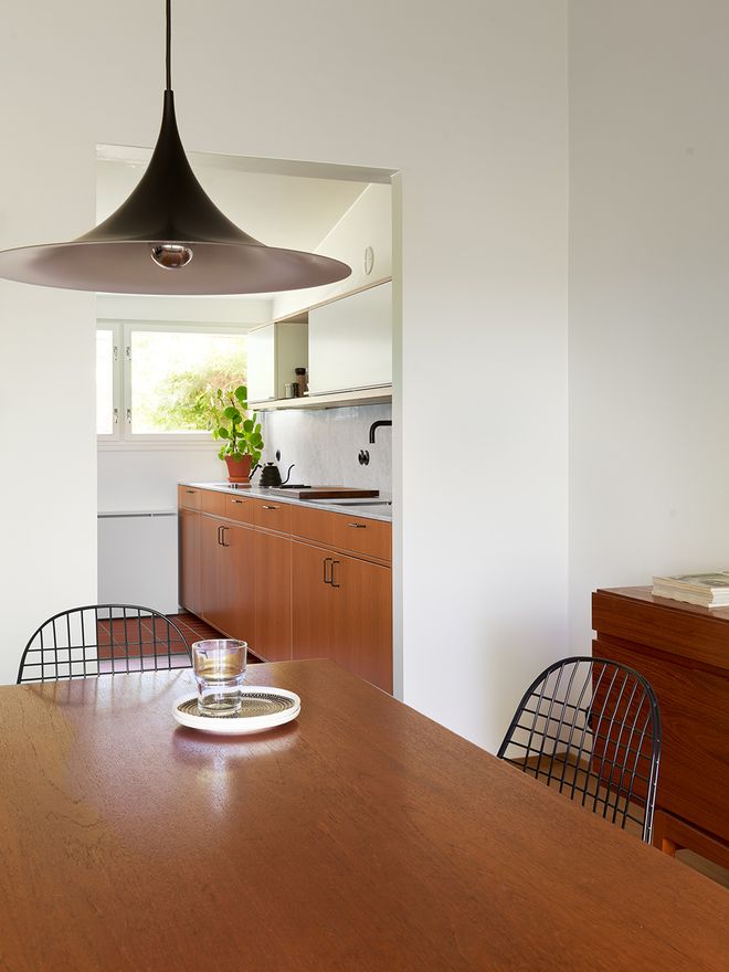 GUBI Semi pendant 47 cm, matt black