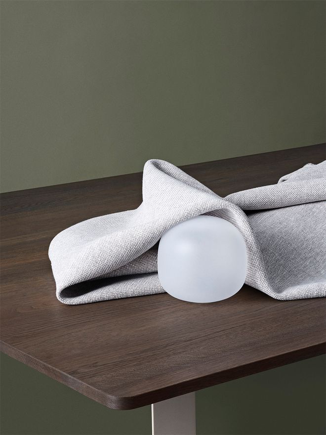 Muuto 70/70 table