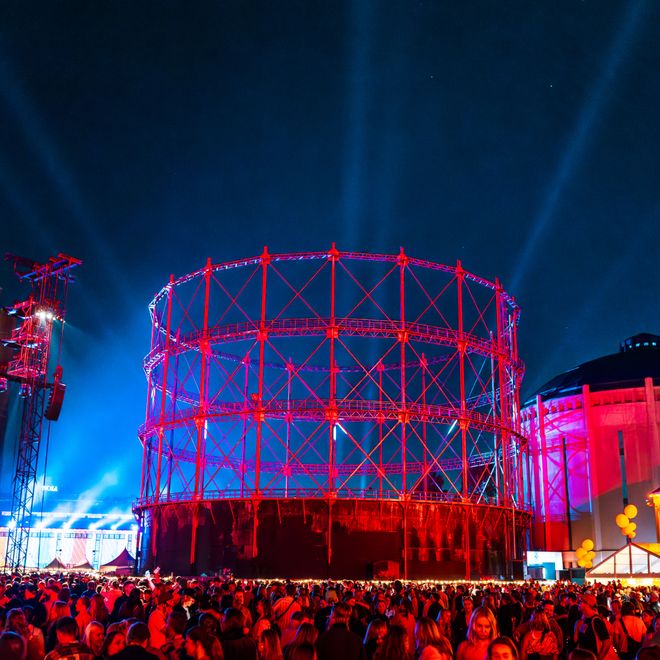 Flow Festival 2024 tarjoaa elämyksiä kaikille aisteille – katso toimituksemme 6 + 1 vinkkiä festariviikonloppuun!