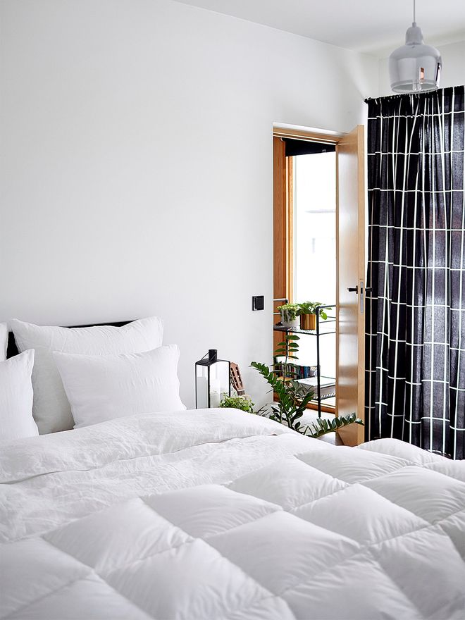 Joutsen Syli down duvet, 150 x 210 cm, medium warm