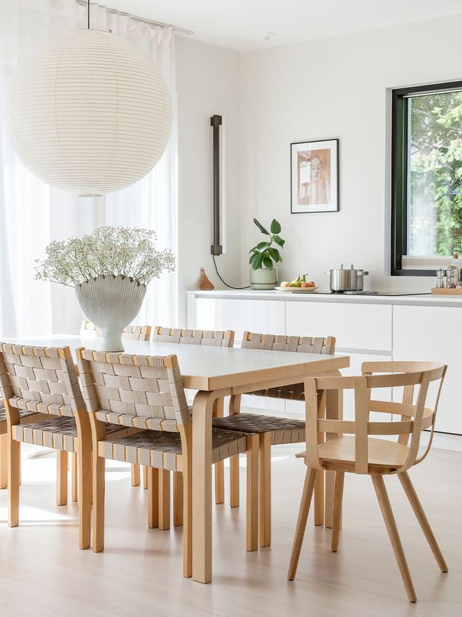 Artek  Aalto chair 611, birch - natural/black webbing