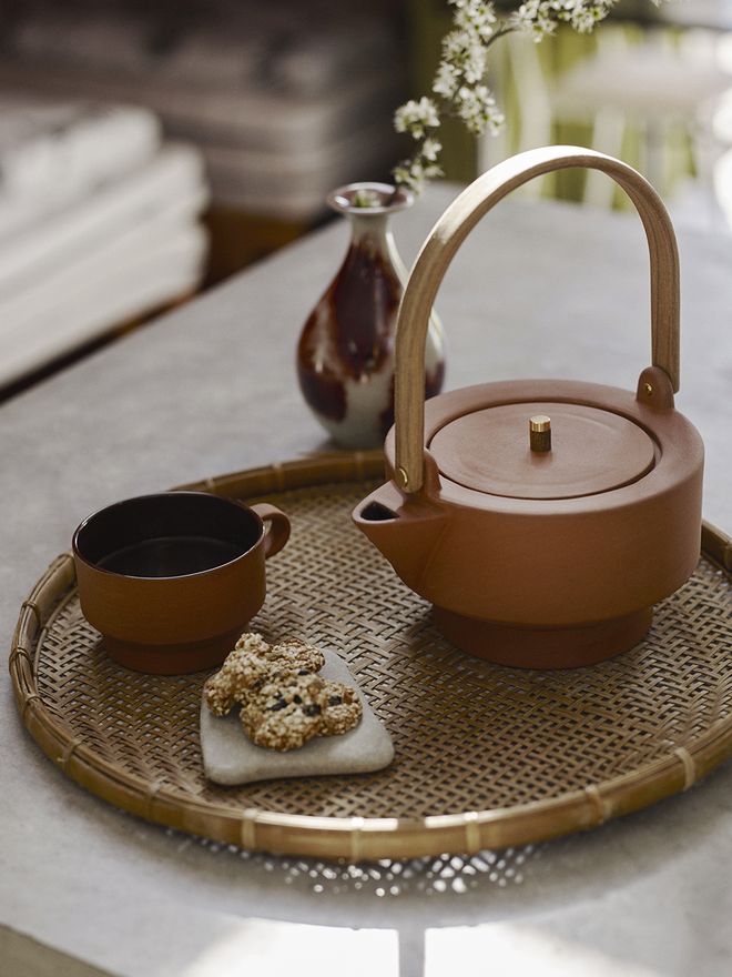 Skagerak Edge teapot and cup