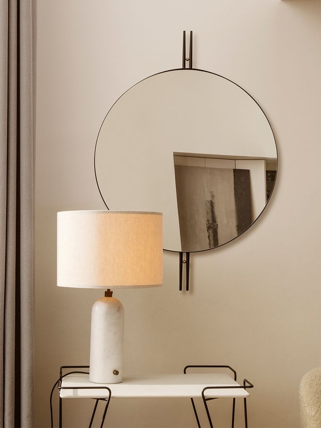 Gubi's IOI wall mirror.