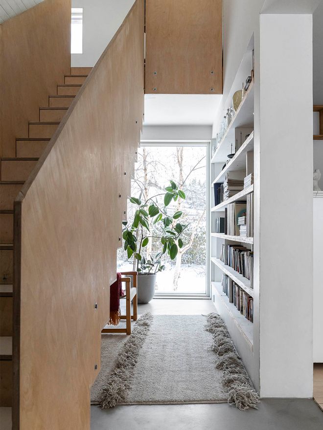 Eeva and Tapani Takkunen's home, staircase