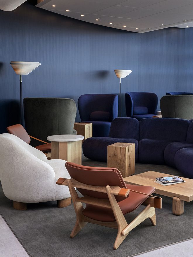 &Tradition Margas lounge chair at Finnair Lounge