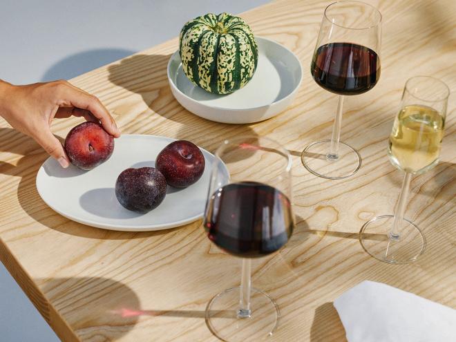 Iittala Essence red wine glasses