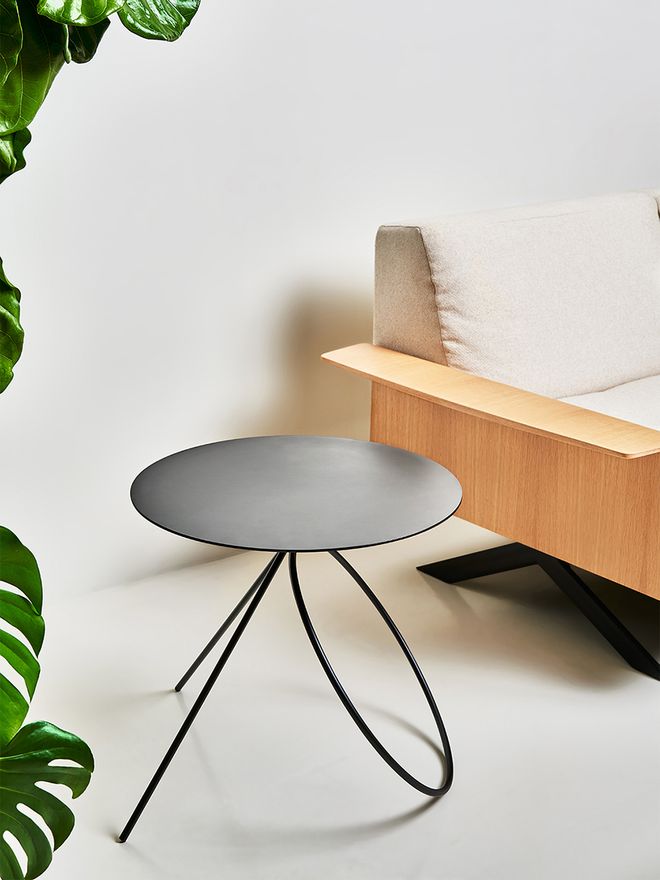Viccarbe Bamba sculpture table, black