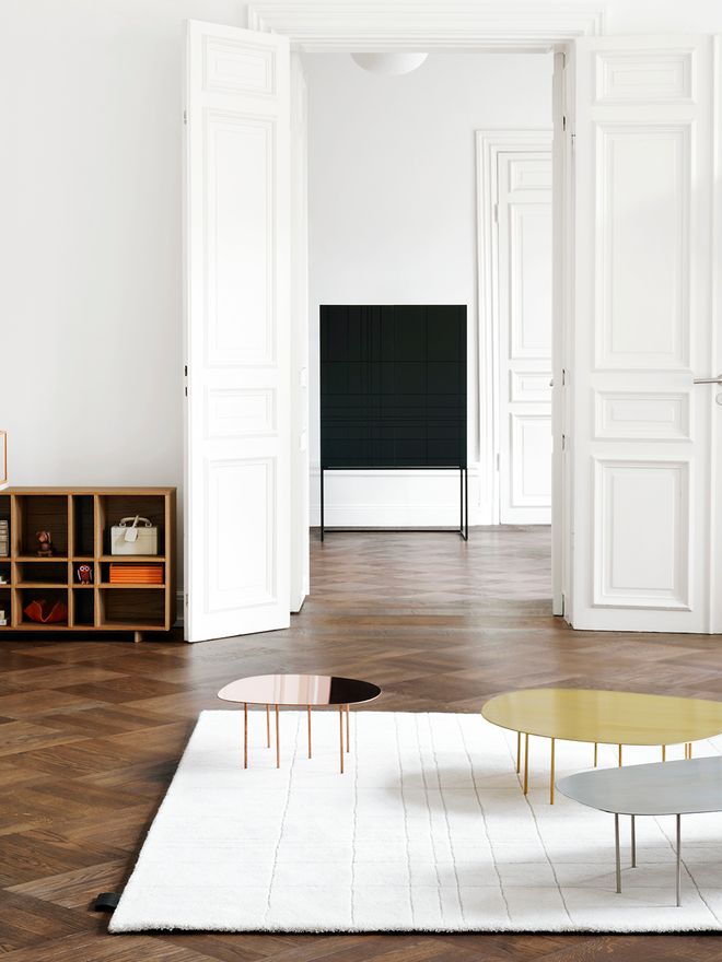 An image of Asplund's Zoo coffee tables in the living room.