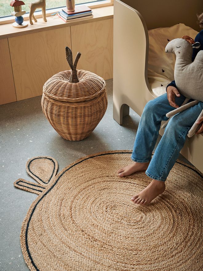 ferm LIVING Apple braided basket
