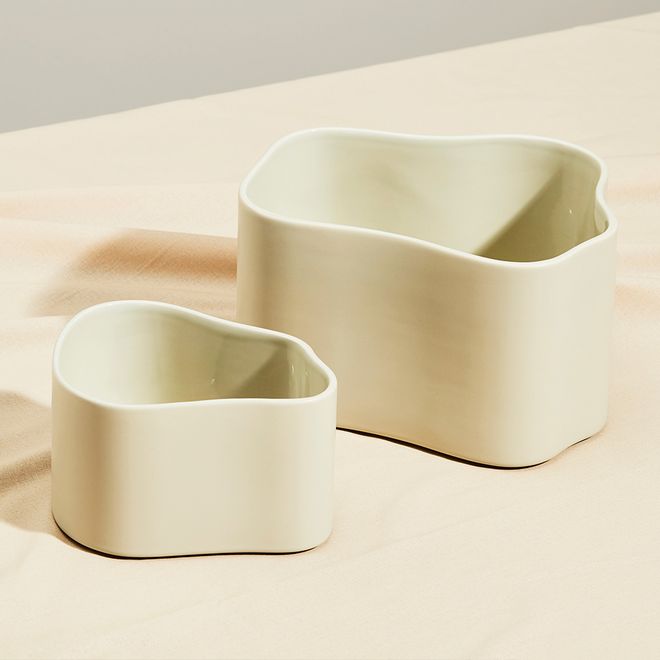 Artek Riihite plant pots in linen