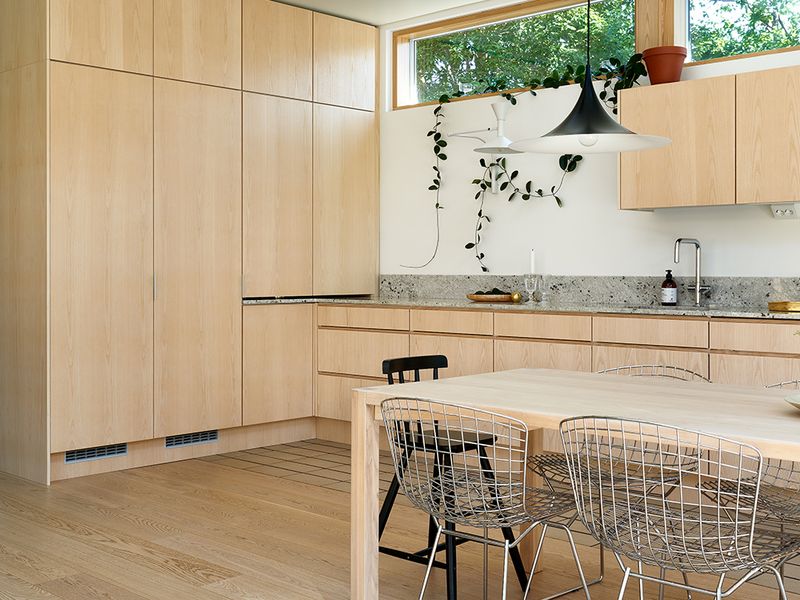 A sense of belonging – Mikko Nissilä’s family home in a modern wooden house is an art of balance