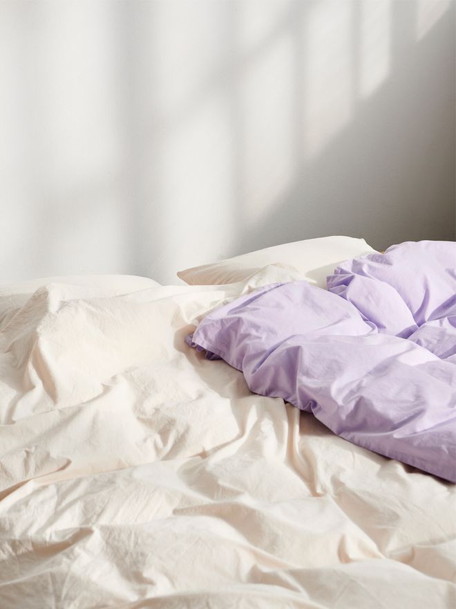 Tekla bedding