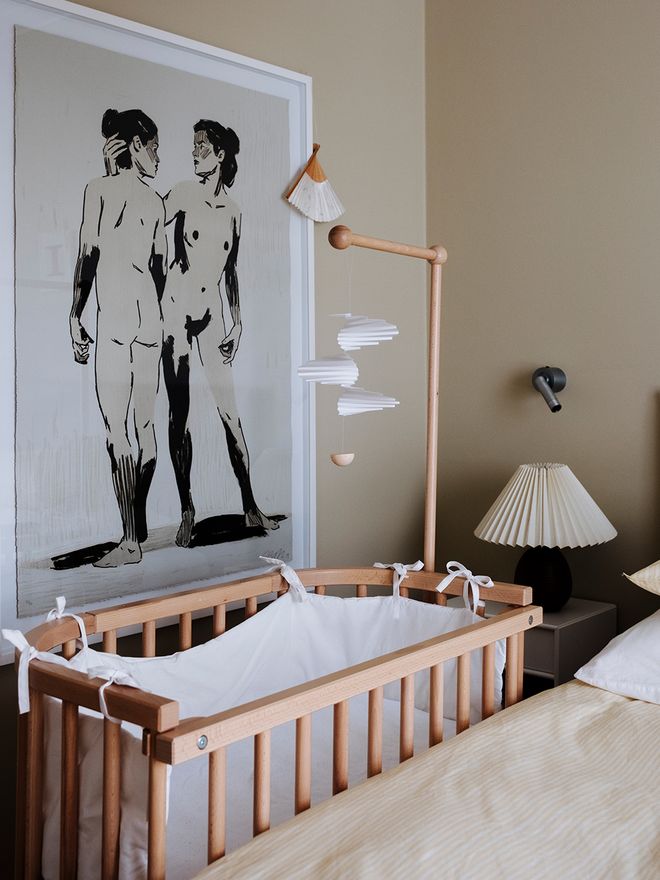 Aryz lithograph on the wall