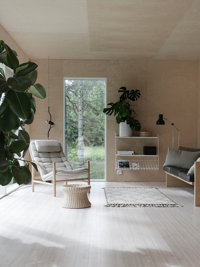 Minna Jones summer house living room