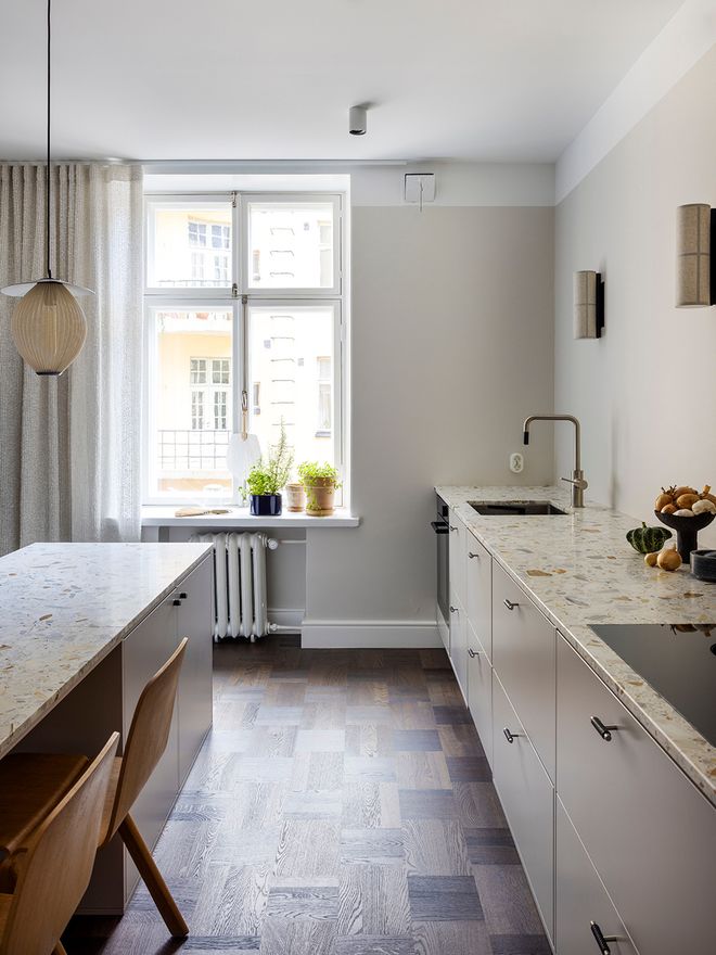 Gubi Satellite pendant