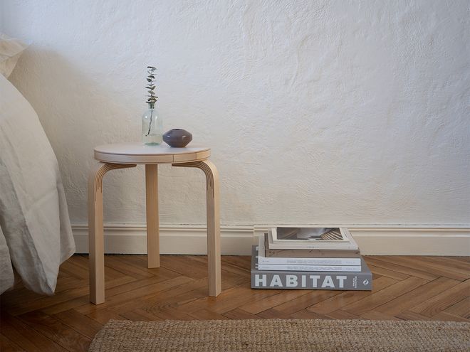 Artek Aalto stool 60 Kontrasti as a bedside table