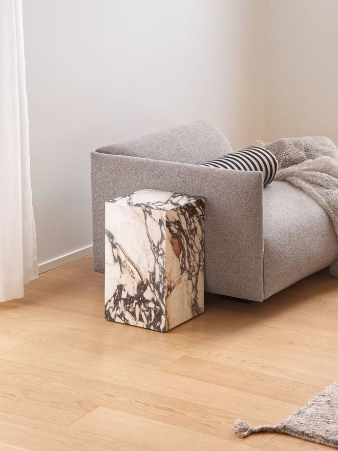 MENU Plinth marble table