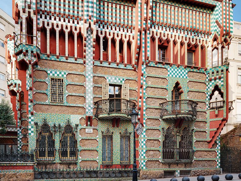 Lumoava Casa Vicens