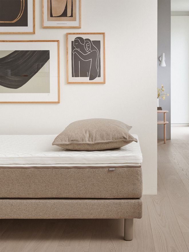 Matri Aina bed