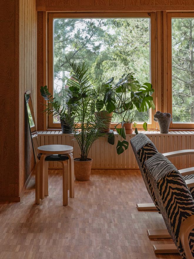 Artek  Aalto armchair 400 "Tank", zebra fabric