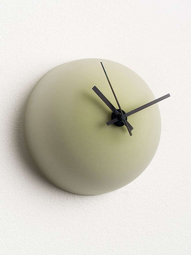 Katriina Nuutinen Alva clock