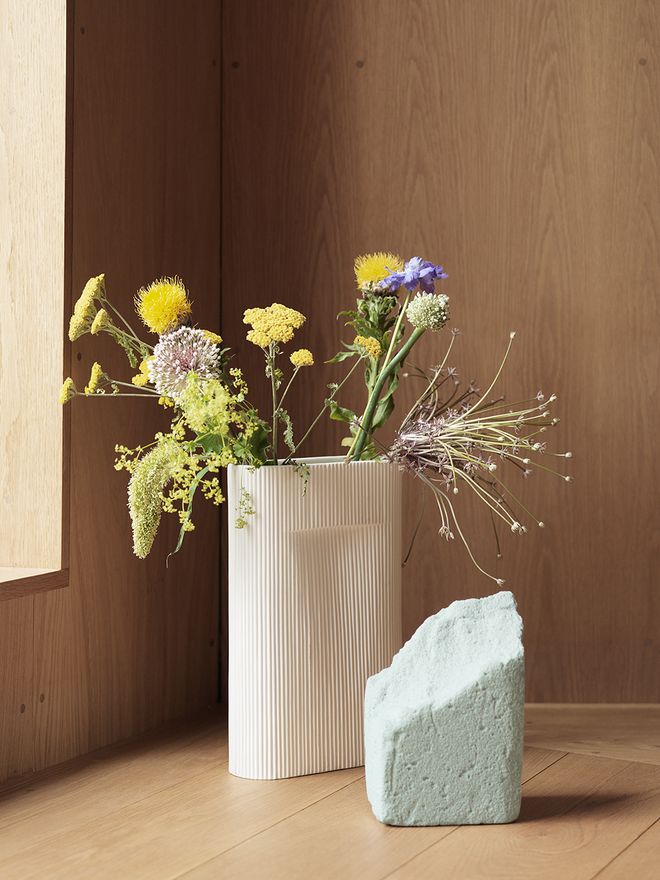 Muuto Ridge vase